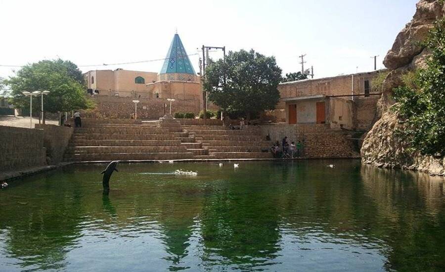 چشمه بالقلو ساوه، چشمه ای دیدنی در قلب شهر